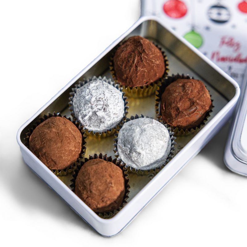 Trufas variadas en caja metálica Navidad - Imagen 2